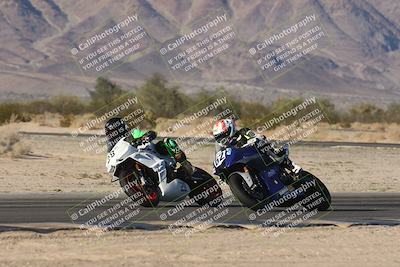 media/Nov-02-2025-CVMA (Sun) [[337aff29ab]]/Race 16-Formula Twins-Formula 40 UL(Holeshot)/